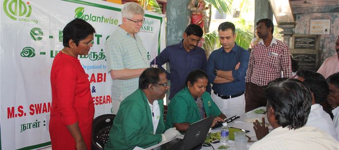 CABI CEO visits India to see agricultural projects in action